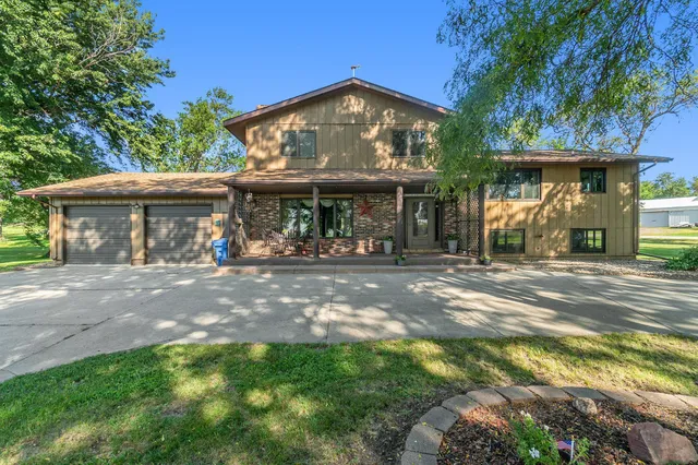 $399,900 | 402 East 1st Street, Hardwick, MN 56134