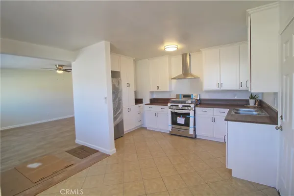 $1,950 | 7685 Sterling Avenue, San Bernardino, CA 92410