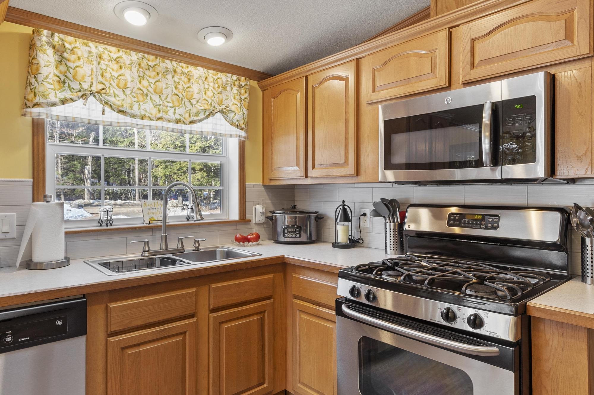 168 Eagle Pond Road Wilmot, NH 03287 - Photo 13 of 54