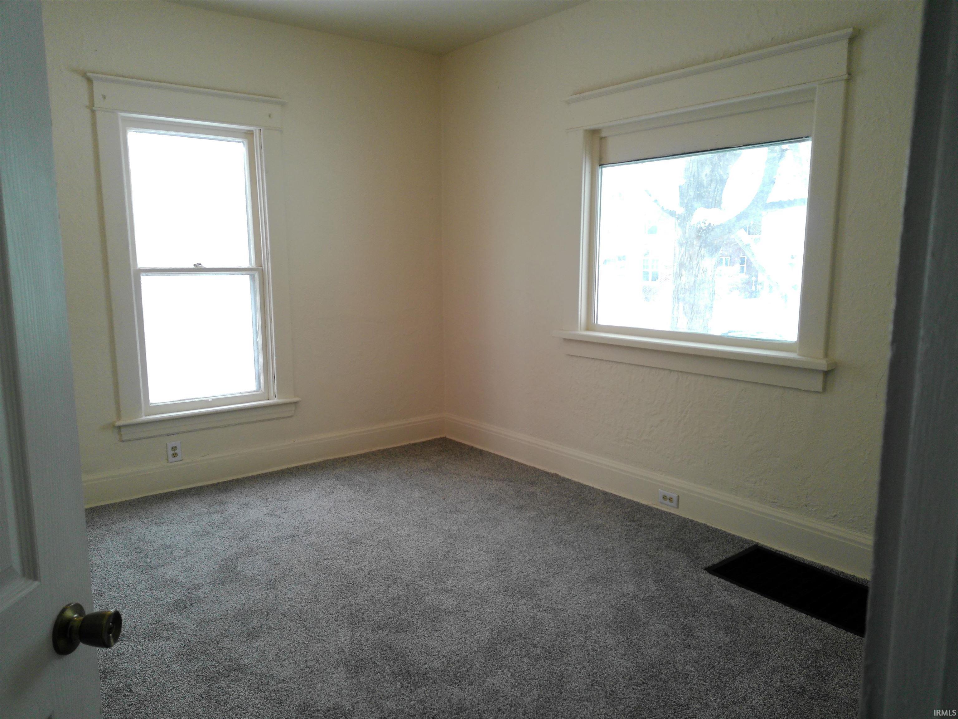 1619 Leer Street South Bend, IN 46613 - Photo 18 of 19