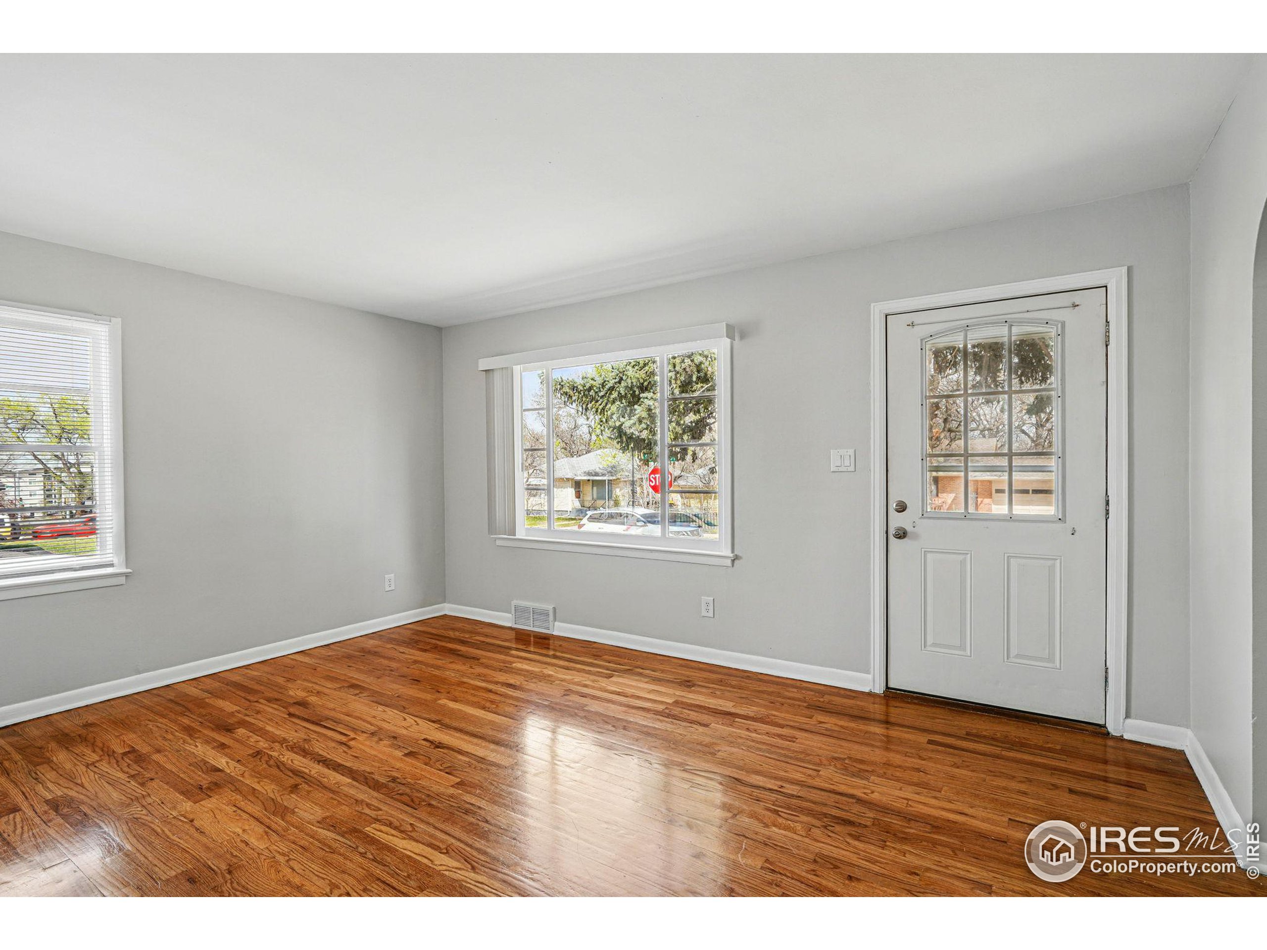 809 Sunset Street Longmont, CO 80501 - Photo 7 of 40