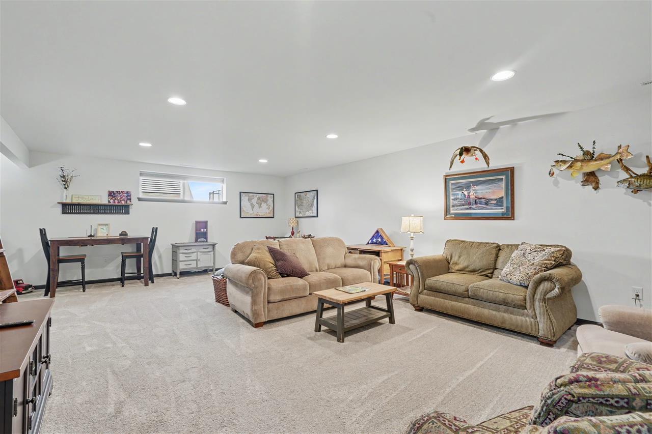 2868 Royal Oak Rdg Road Marion, IA 52302 - Photo 24 of 37 Gallery Image 24