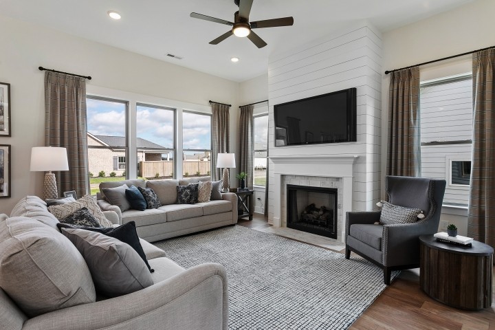 3045 Shandor St Spring Hill Spring Hill, TN 37174 - Photo 7 of 37 Gallery Image 7