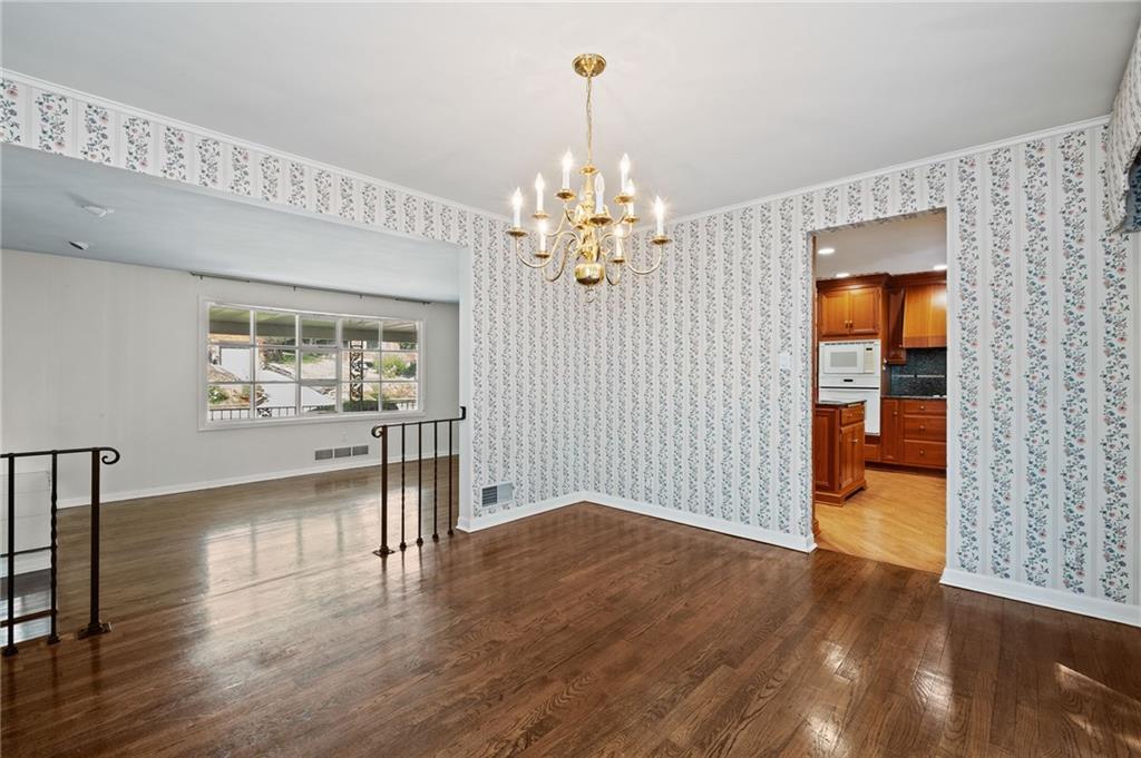1050 Old Gate Road Pittsburgh, PA 15235 - Photo 8 of 34 Gallery Image 8
