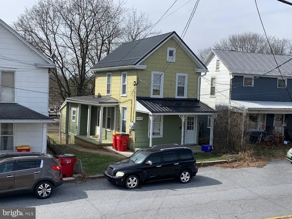 $189,900 | 106 Middle Spring Avenue, Shippensburg, PA 17257