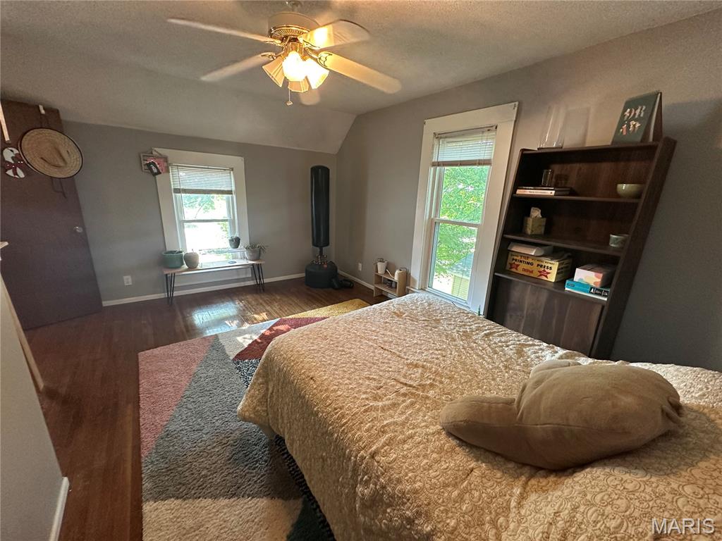325 North Prairie Street Greenville, IL 62246 - Photo 25 of 40