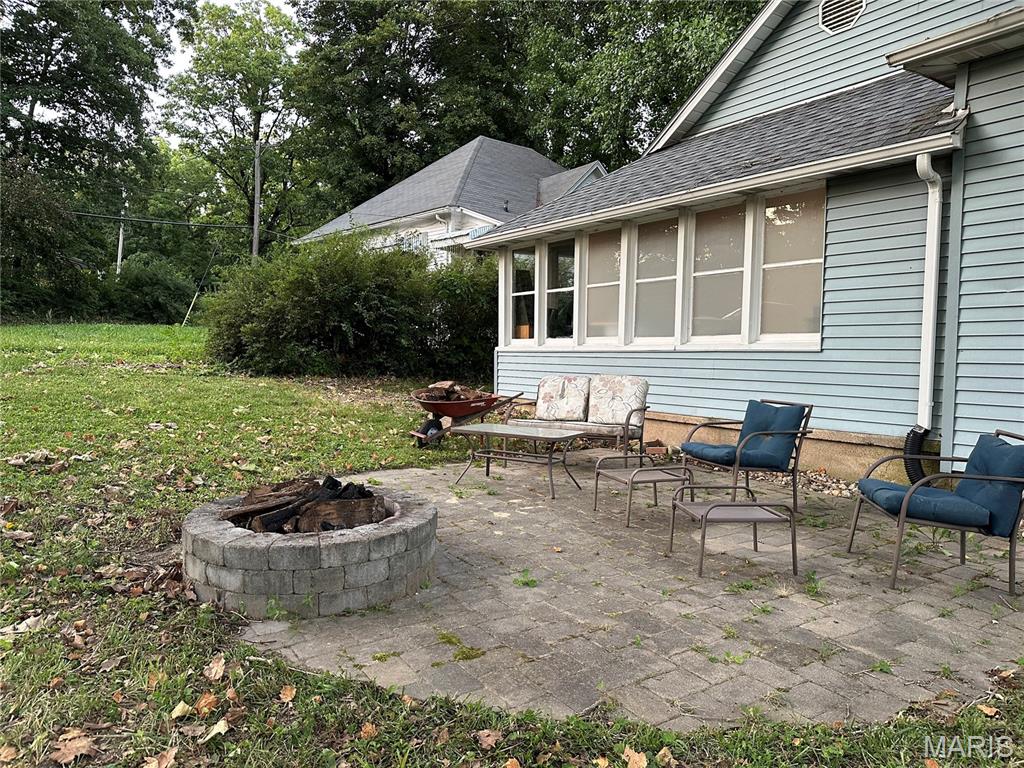 325 North Prairie Street Greenville, IL 62246 - Photo 36 of 40