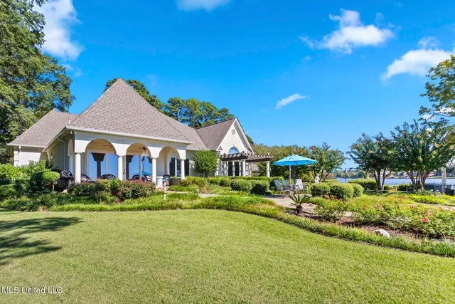 $925,000 | 106 Colony Crown, Brandon, MS 39047