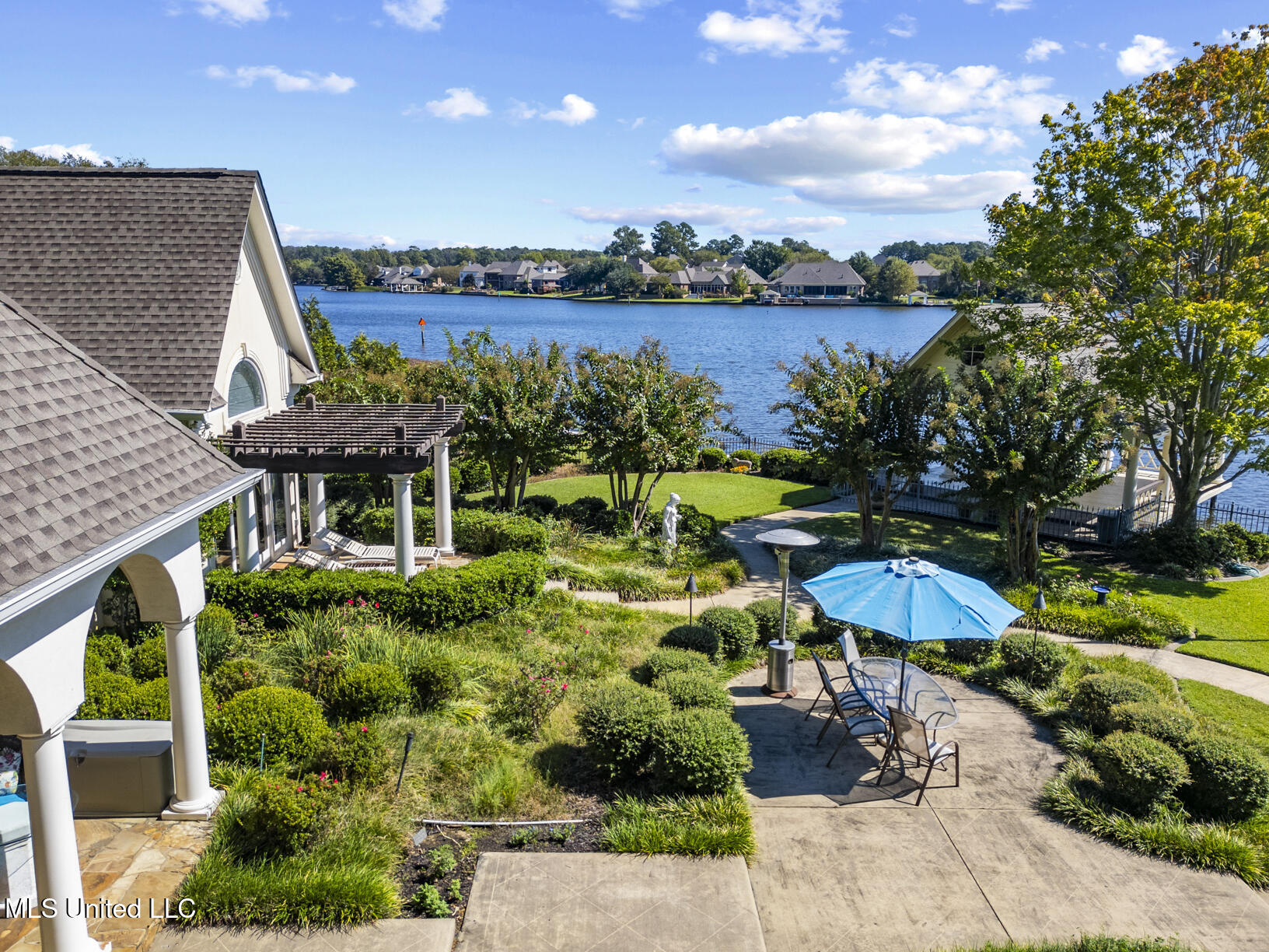 106 Colony Crown Brandon, MS 39047 - Photo 36 of 63 106 Colony Crown drone-17