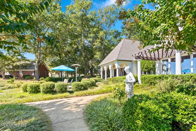 $925,000 | 106 Colony Crown, Brandon, MS 39047