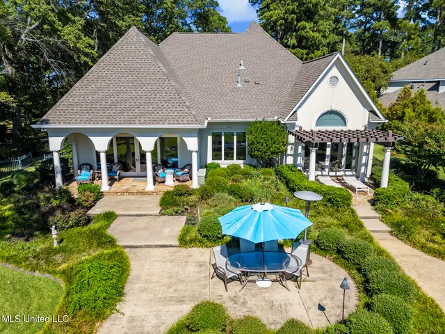 $925,000 | 106 Colony Crown, Brandon, MS 39047