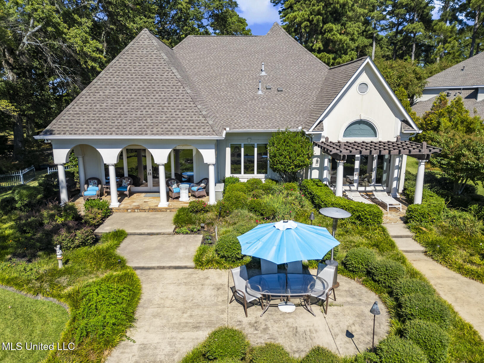 106 Colony Crown Brandon, MS 39047 - Photo 50 of 63 106 Colony Crown drone-22