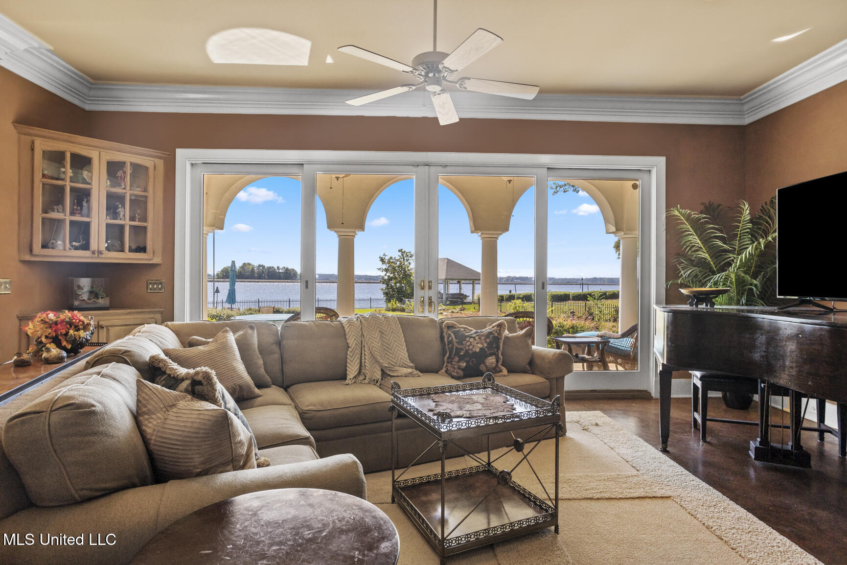 106 Colony Crown Brandon, MS 39047 - Photo 5 of 63 106 Colony Crown-13