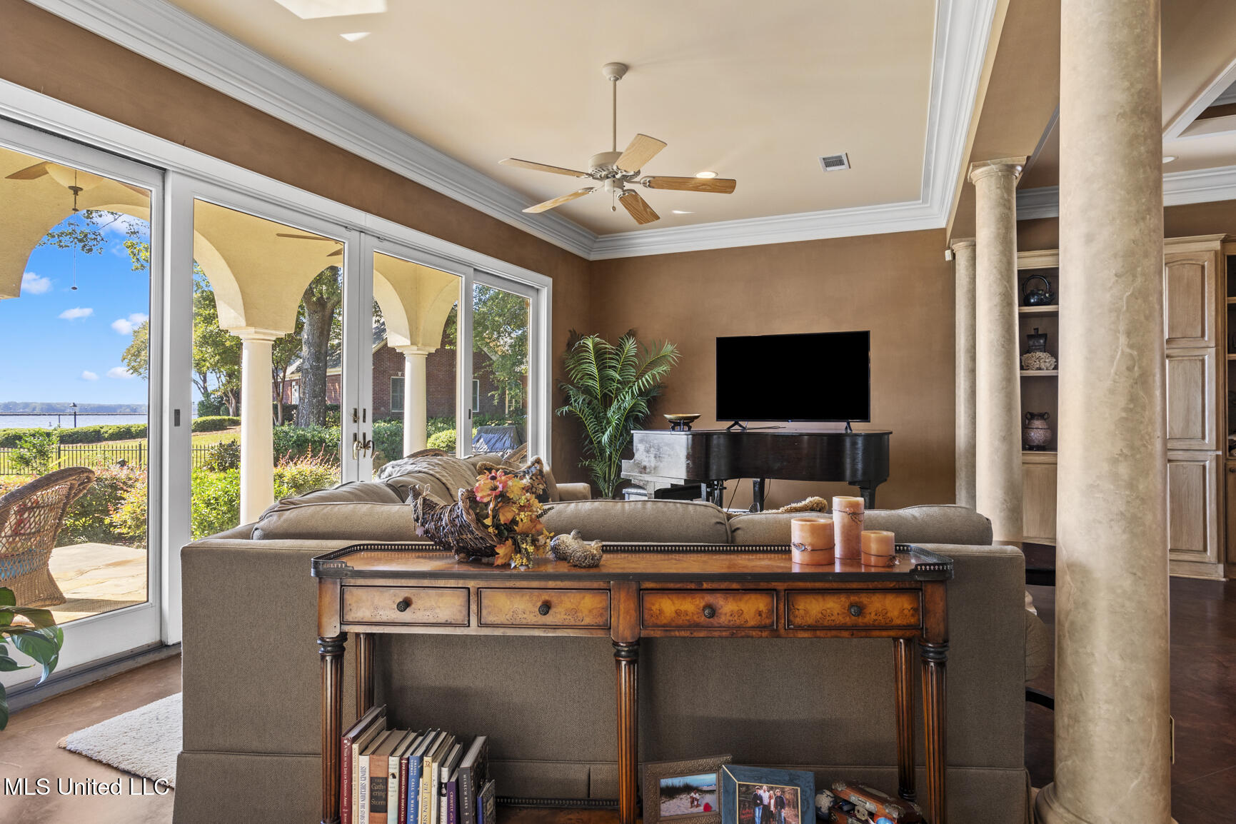 106 Colony Crown Brandon, MS 39047 - Photo 7 of 63 106 Colony Crown-12