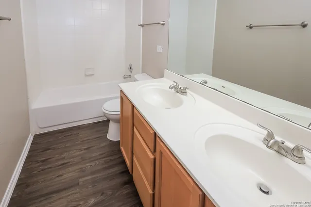 $1,900 | 2326 Cats Paw, Converse, TX 78109