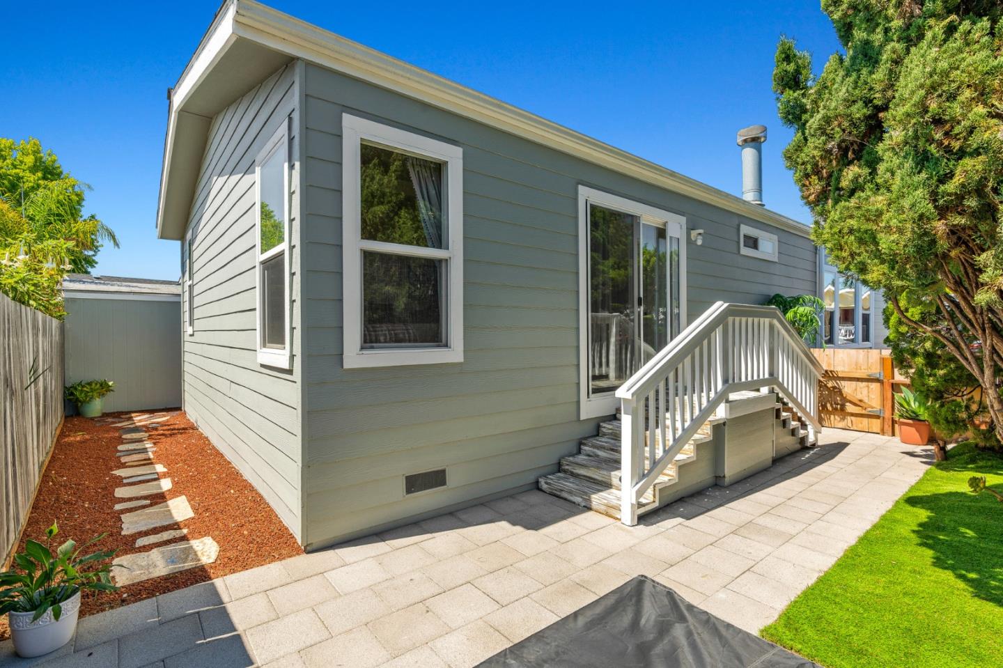 100 North Rodeo Gulch Road, Unit 31 Soquel, CA 95073 - Photo 32 of 38 a house view with a outdoor space