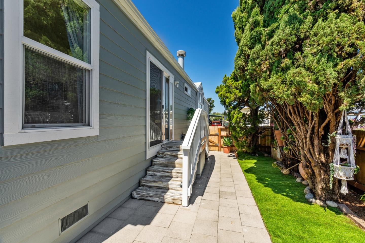 100 North Rodeo Gulch Road, Unit 31 Soquel, CA 95073 - Photo 33 of 38 a view of a backyard with pathway