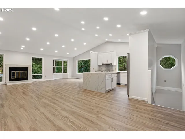 $799,950 | 6647 Southeast 122nd Avenue, Portland, OR 97266