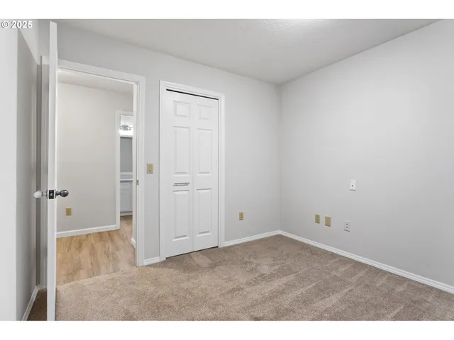 $799,950 | 6647 Southeast 122nd Avenue, Portland, OR 97266