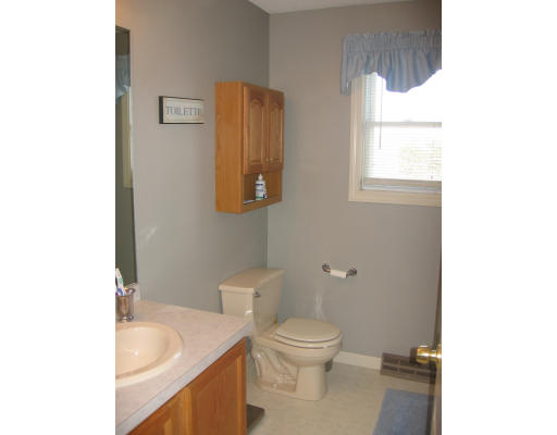 11 Anniversary Street Springfield, MA 01104 - Photo 11 of 14 Gallery Image 11