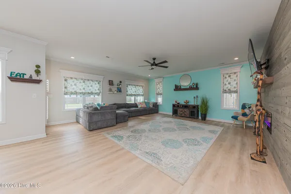 $2,700 | 101 Kings Harbor Drive, Holly Ridge, NC 28445