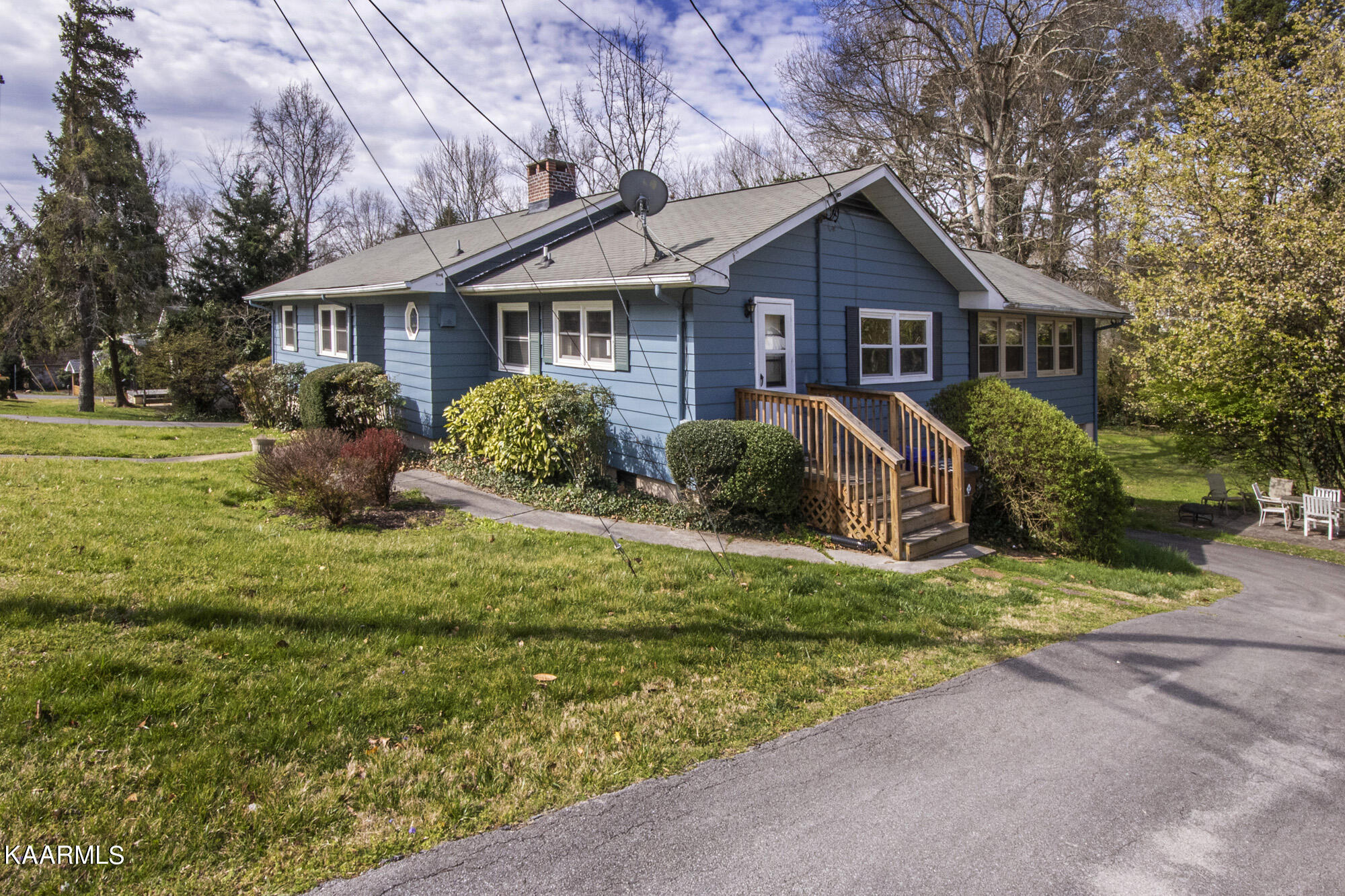 503 Michigan Avenue Oak Ridge, TN 37830 - Photo 3 of 43 V19A9671