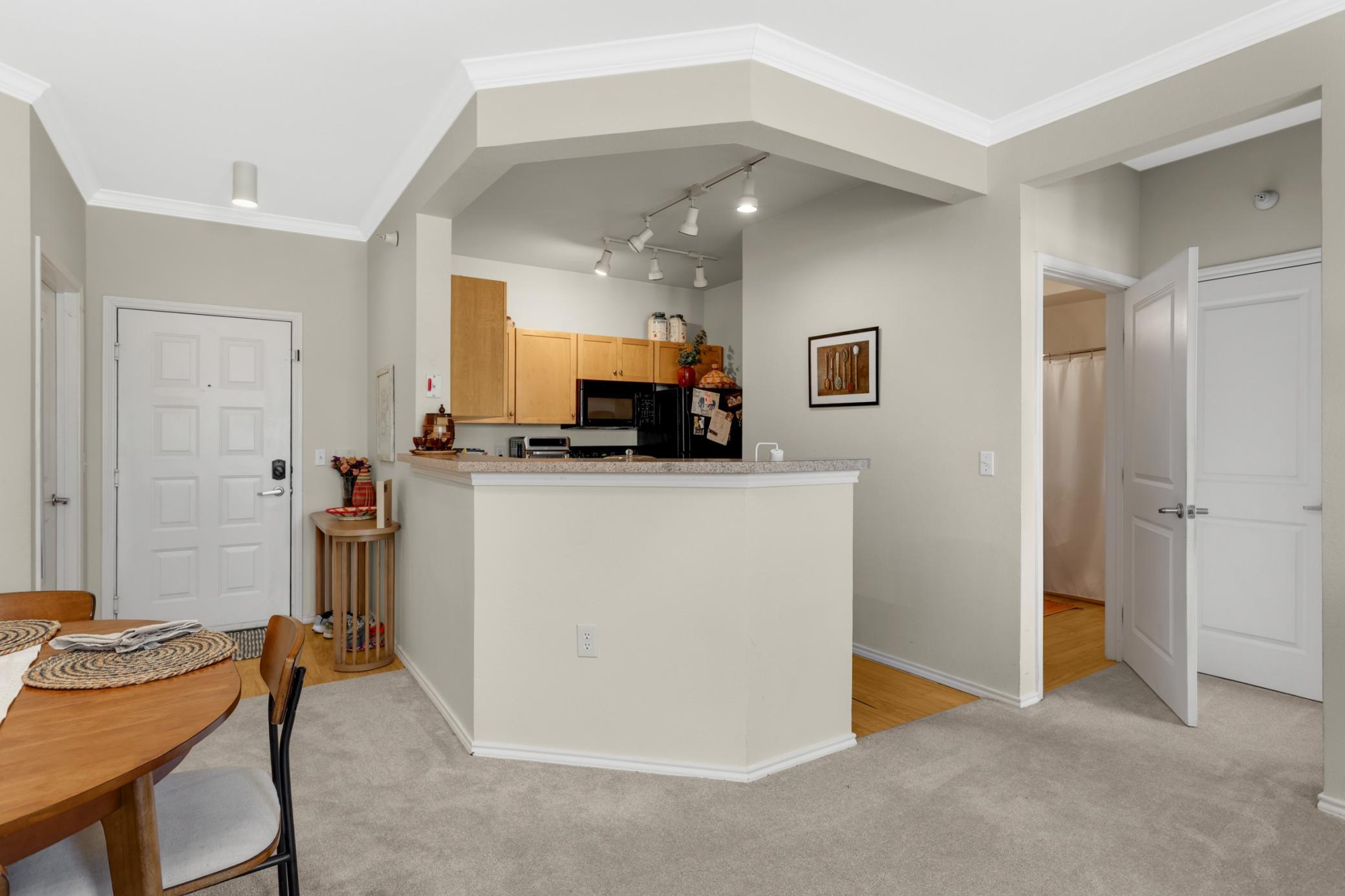 13570 Technology Dr., Unit 2113 Eden Prairie, MN 55344 - Photo 13 of 39
