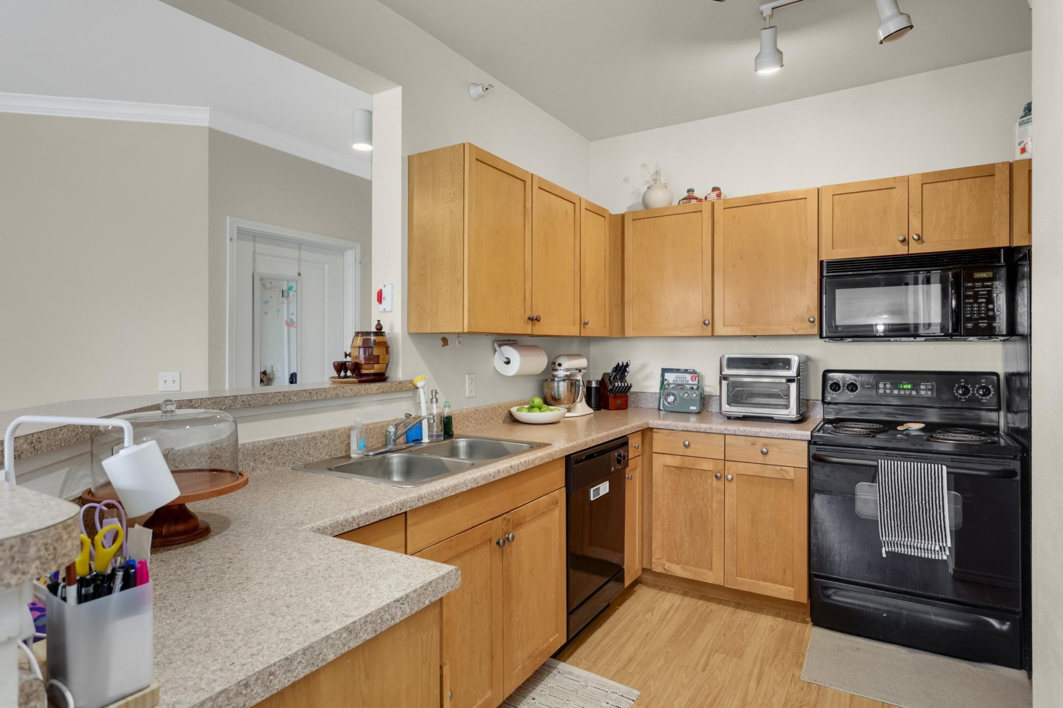 13570 Technology Dr., Unit 2113 Eden Prairie, MN 55344 - Photo 14 of 39