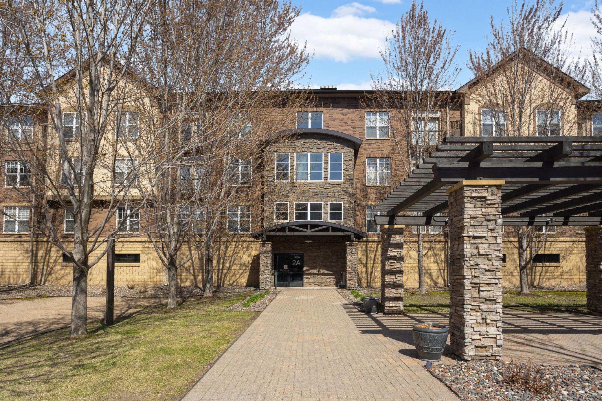 13570 Technology Dr., Unit 2113 Eden Prairie, MN 55344 - Photo 4 of 39