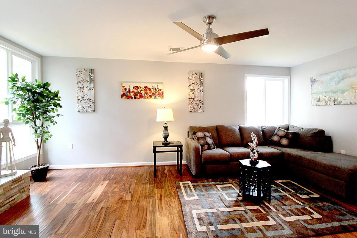 9417 Kilimanjaro Road Columbia, MD 21045 - Photo 10 of 25 Family Room