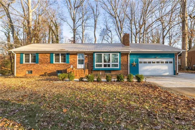 $350,000 | 921 Lake Drive West, Thomasville, NC 27360