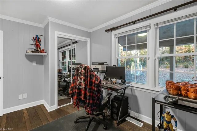 $350,000 | 921 Lake Drive West, Thomasville, NC 27360