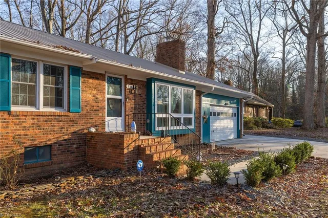 $350,000 | 921 Lake Drive West, Thomasville, NC 27360