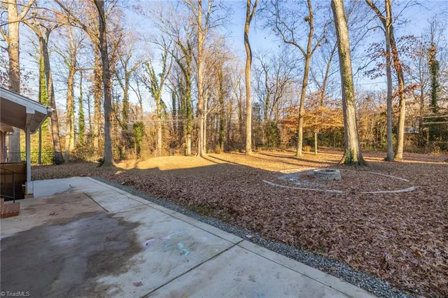 $350,000 | 921 Lake Drive West, Thomasville, NC 27360