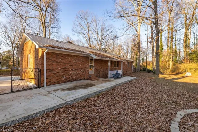 $350,000 | 921 Lake Drive West, Thomasville, NC 27360