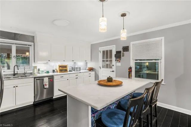 $350,000 | 921 Lake Drive West, Thomasville, NC 27360