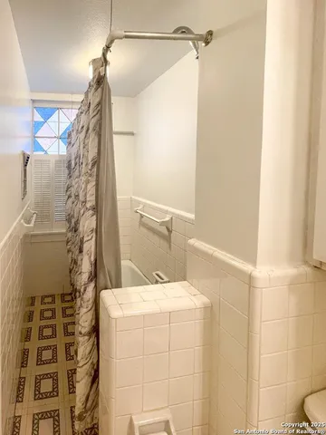 $195,000 | 911 North Madison Avenue, Beeville, TX 78102