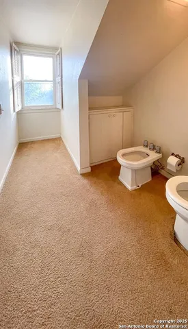 $195,000 | 911 North Madison Avenue, Beeville, TX 78102