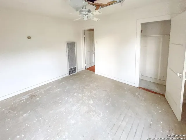 $195,000 | 911 North Madison Avenue, Beeville, TX 78102