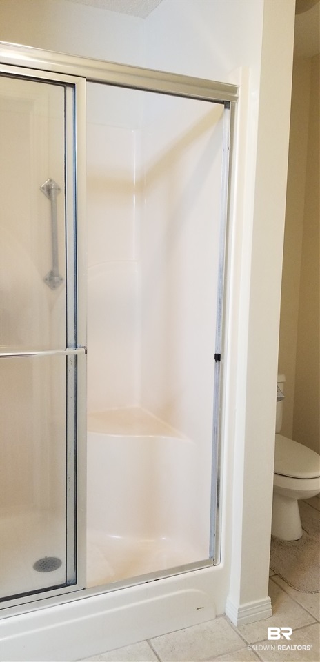 20086 Pecan Trace Fairhope, AL 36532 - Photo 32 of 44 Walk in shower