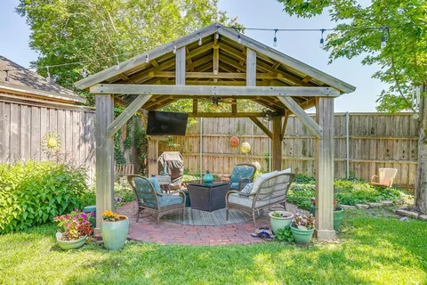 $510,000 | 3704 Edgefield Lane, Bedford, TX 76021