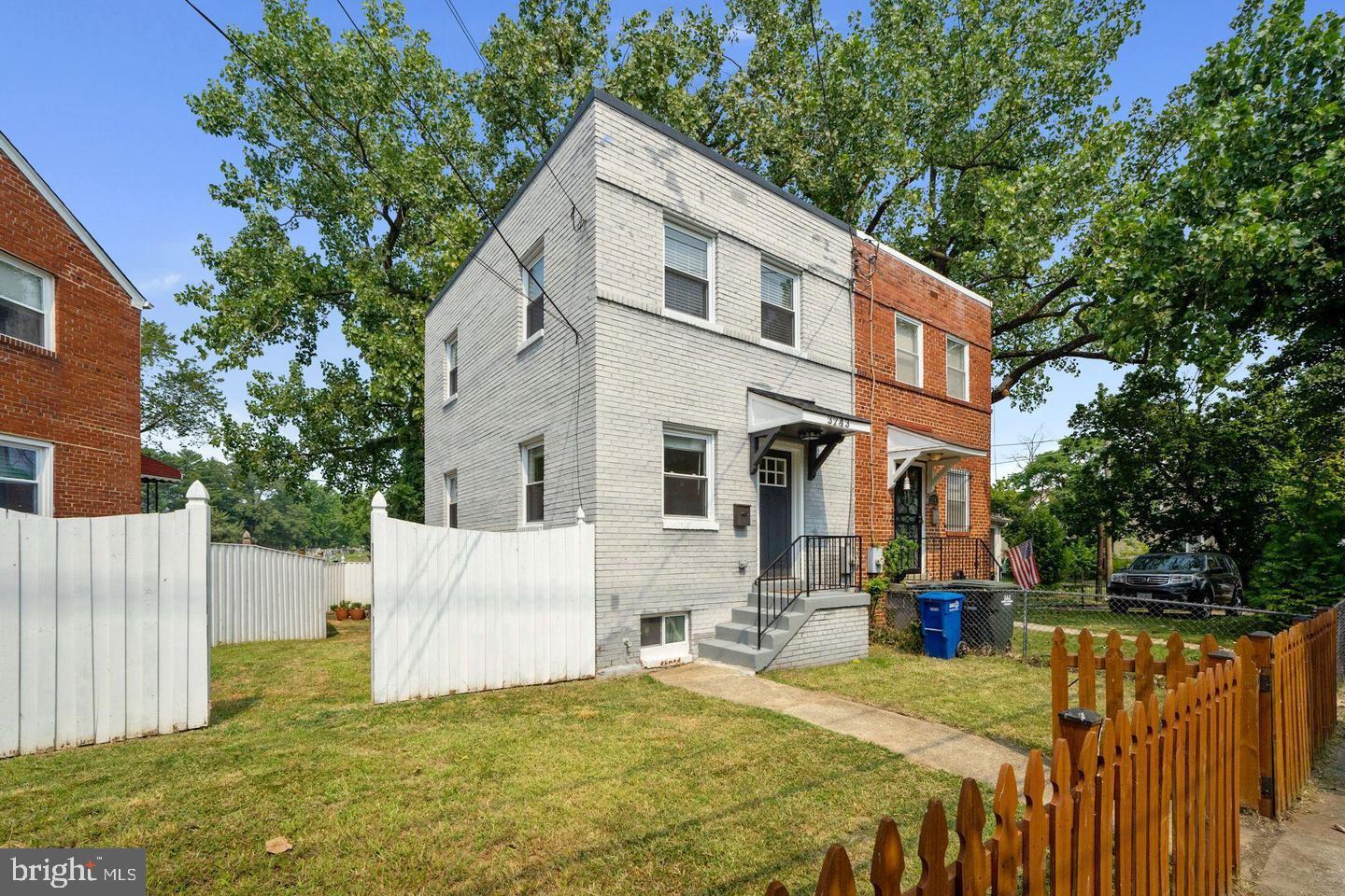 3243 15th Place Southeast Washington, DC 20020 - Photo 3 of 18
