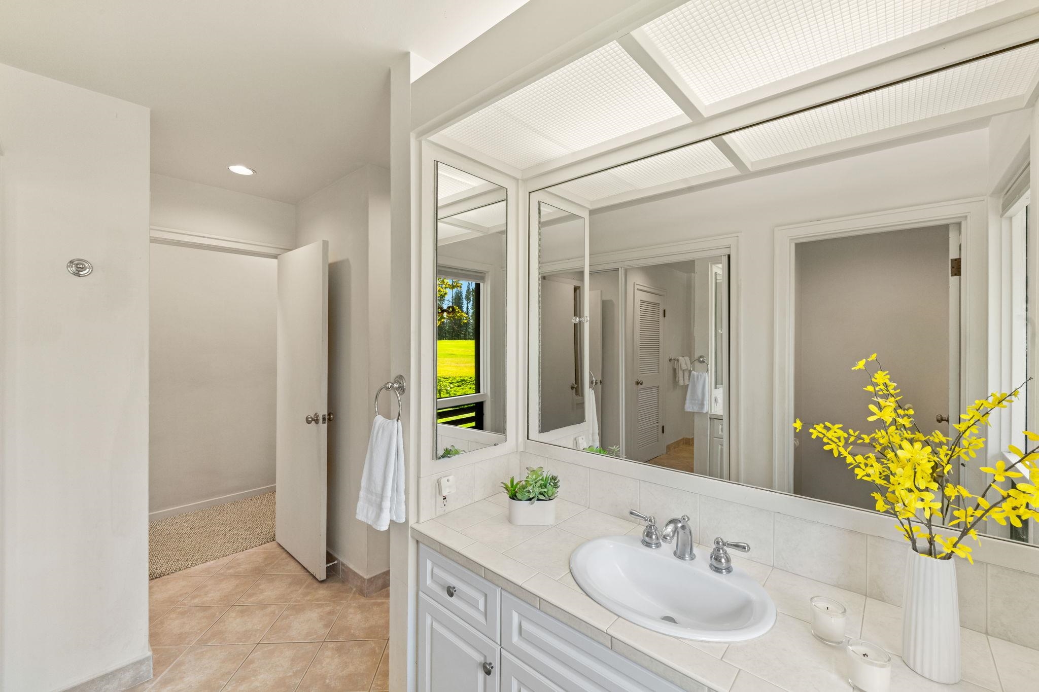 100 Ridge Road, Unit 2511 Lahaina, HI 96761 - Photo 27 of 50 Gallery Image 27