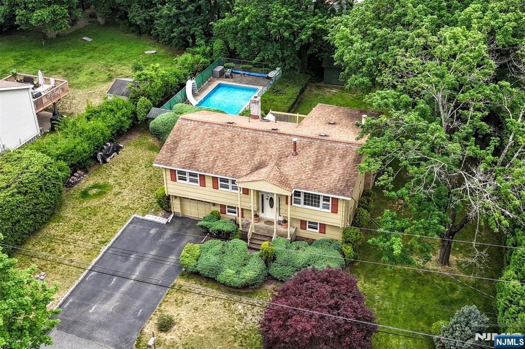 9 Ricker Road West Milford, NJ 07435 - Photo 16 of 44