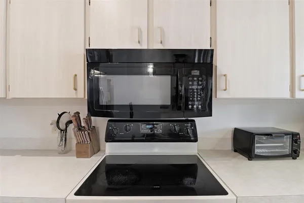 $325,000 | 1737 West Olympia Street, Hernando, FL 34442