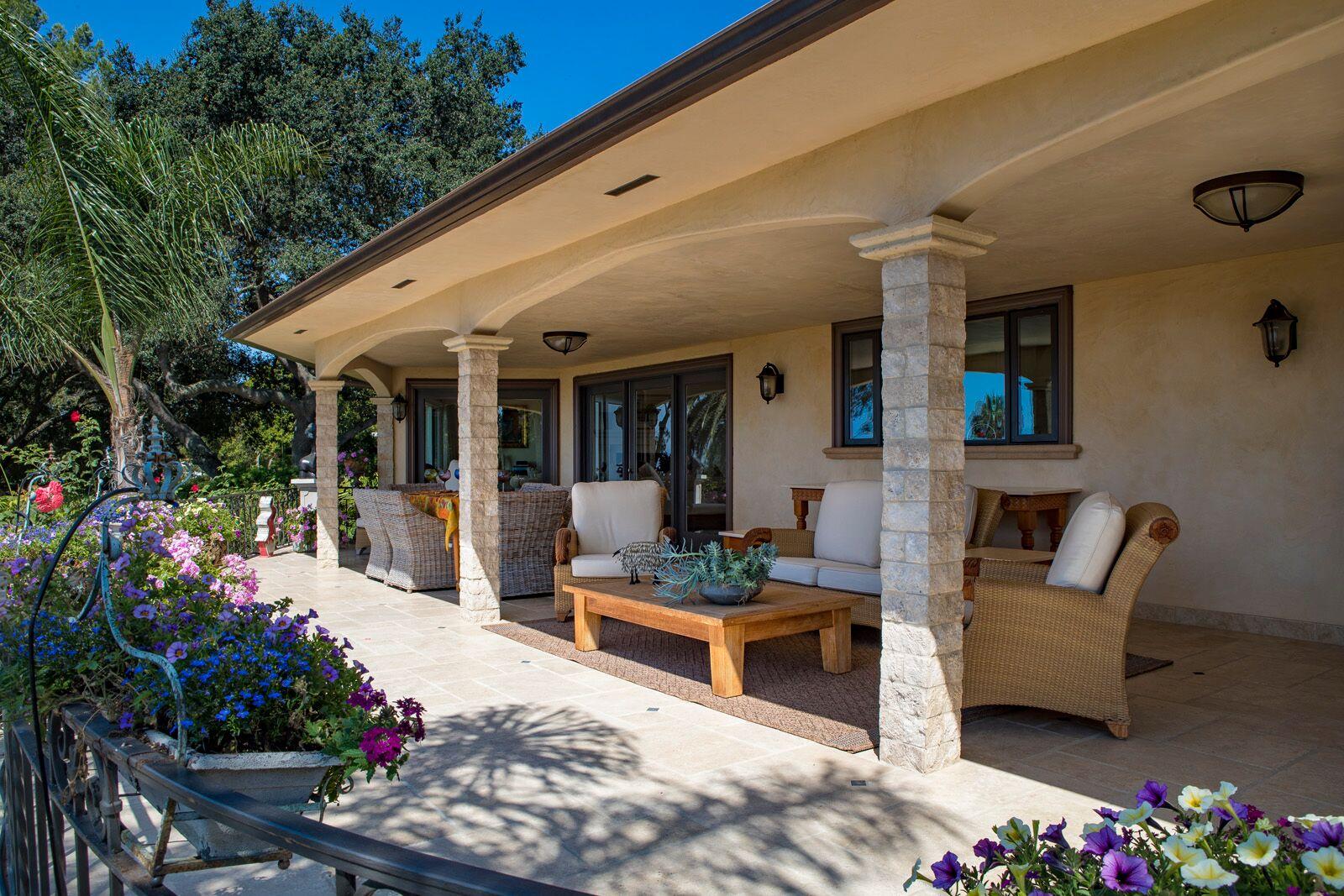 1935 East Las Tunas Road Santa Barbara, CA 93103 - Photo 27 of 28 Loggia