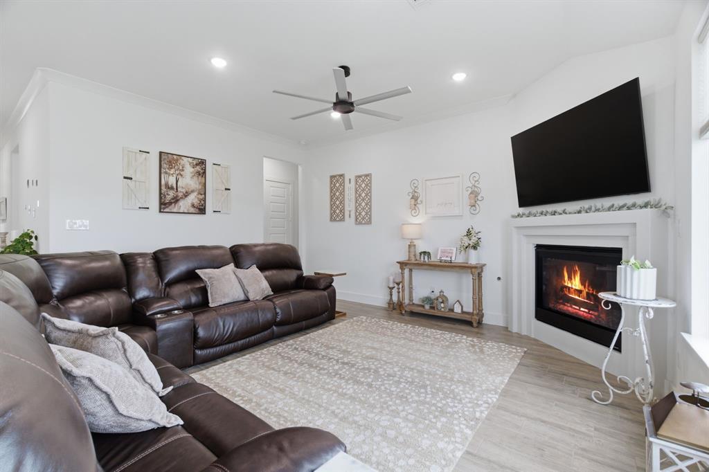 8800 Prather Road Springtown, TX 76082 - Photo 8 of 40