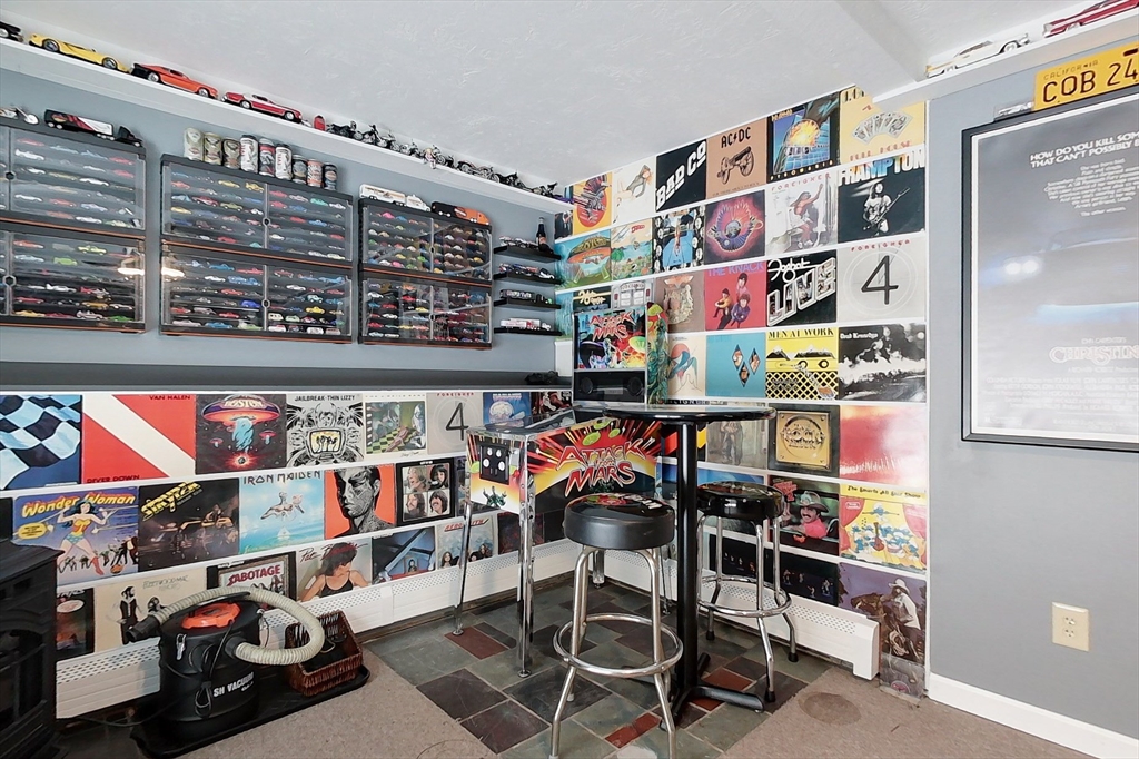 102 Wheeler Street Pepperell, MA 01463 - Photo 20 of 42