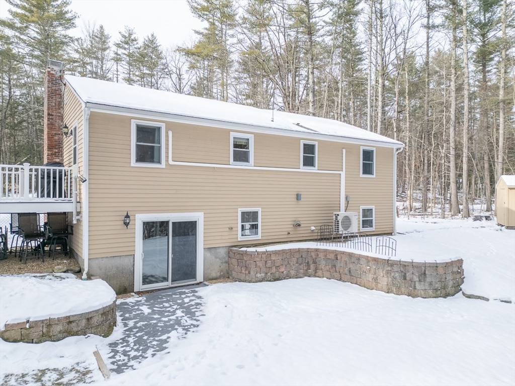 102 Wheeler Street Pepperell, MA 01463 - Photo 31 of 42