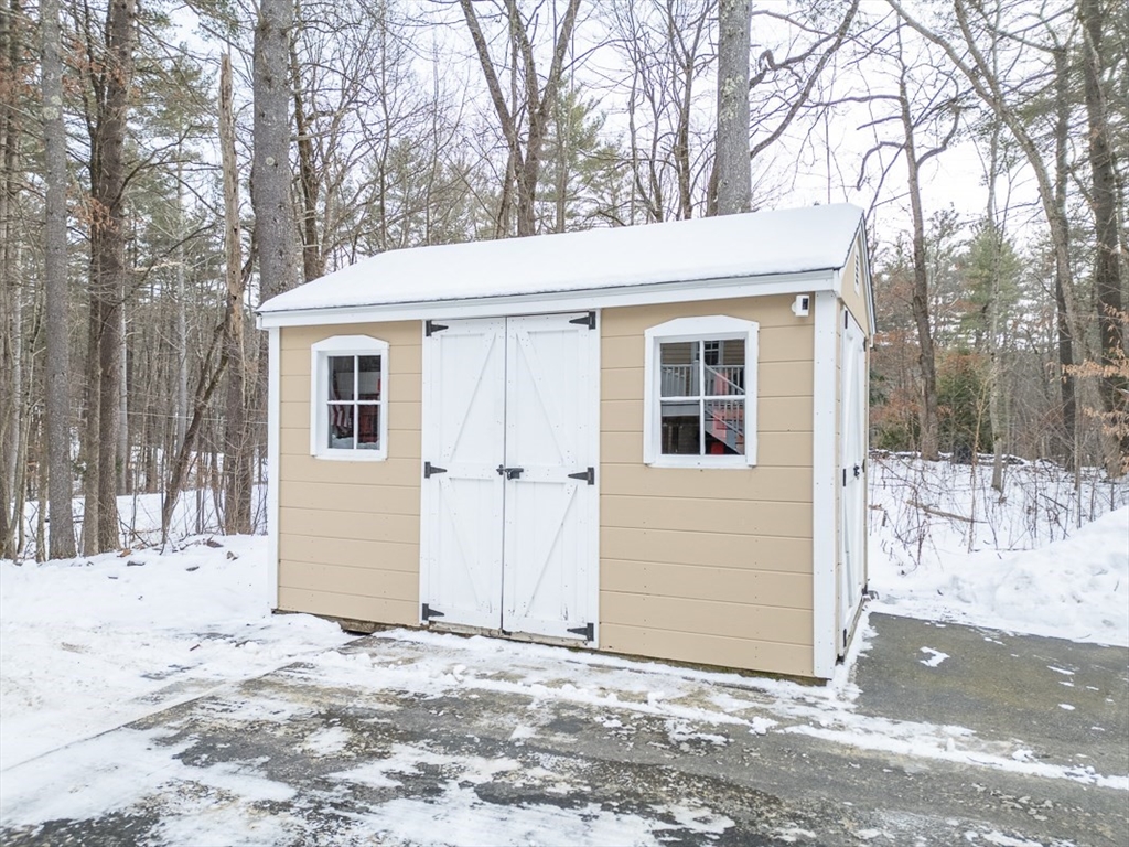 102 Wheeler Street Pepperell, MA 01463 - Photo 36 of 42